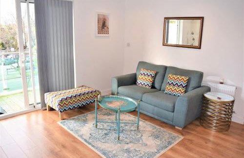 Urban Gem Apartment- Free parking - Photo 3