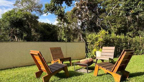 Casa 08 Floresta Boa Vista - Piscina Privativa e Lounge com Deck em Meio à Natureza - Foto 2, Garden, Garden view