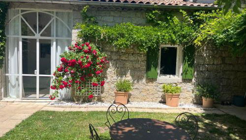 Mas de charme Jas de Berrias piscine proche Les Vans Ruoms Gorges Ardèche - Foto 4