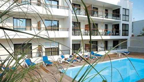 T1 avec piscine et terrasse au coeur de La Rochelle - Foto 3