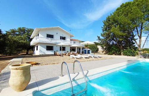 Cortijo El Contarín - Amplia casa rural con piscina privada y chimenea cerca de Archidona, Málaga - Foto 3