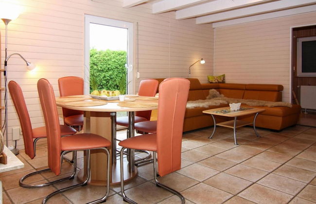 Bungalow in Warwerort Near Wadden Sea Park - Foto 12