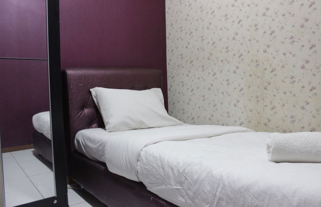 Strategic & Relaxing 2BR at Gateway Apartment Ahmad Yani Cicadas - Photo 6