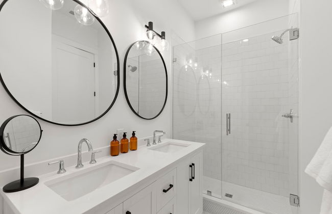 Two Amazing Homes at The Gemma - Foto 26