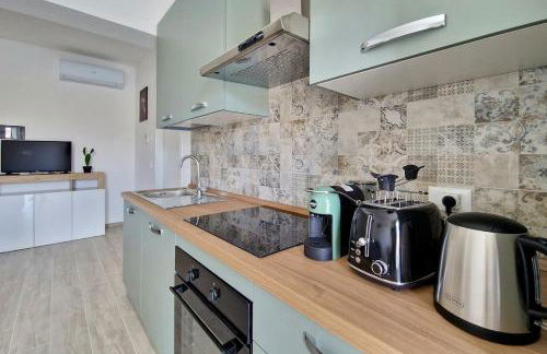 Centro Piazza Wi-Fi AC Balcony Design by WE HOST YOU - Foto 5