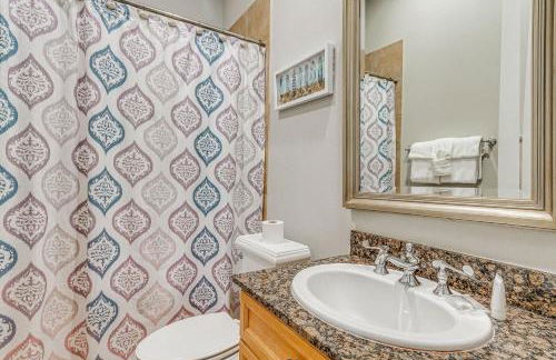 Pensacola Beach Penthouse with View and Pool Access! - Foto 24