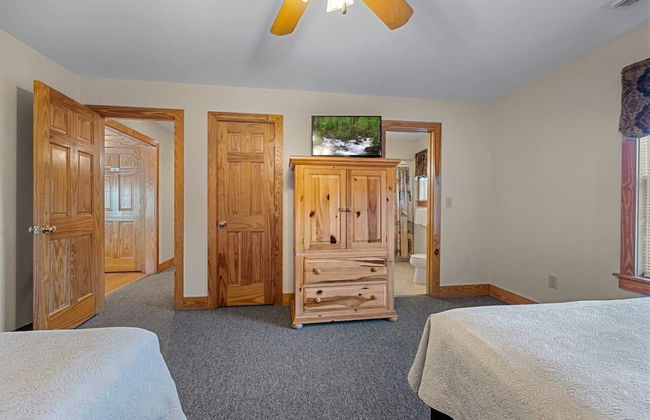 Poplar Point Condo Unit 12B - Two Bedroom Condo - Foto 4