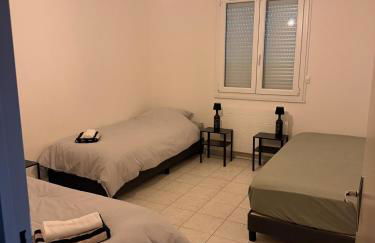 La Chaume Centre village Magny-Cours 2 chambres 5 personnes ou 3 chambres 8 personnes - Foto 6