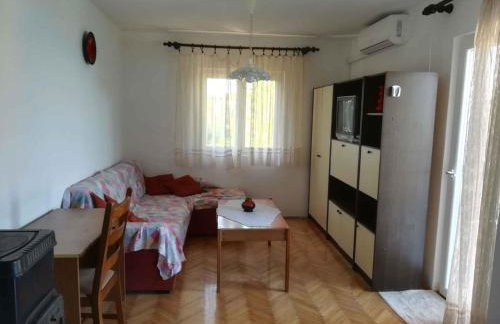 Apartment in Ugljan - Insel Ugljan 7453 - Photo 3