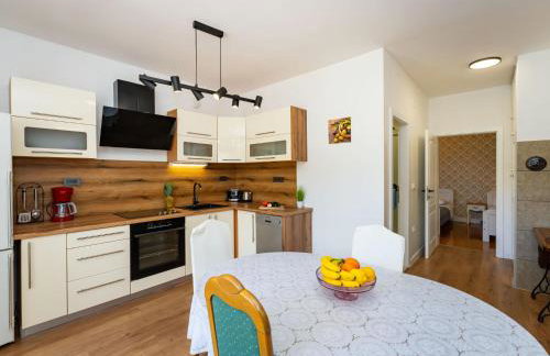 Holiday Home in Peracko Blato Near Lake - Foto 14