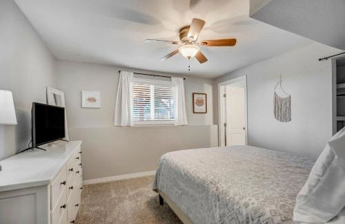 Family Friendly Getaway-4BR-Playset-Trampoline - Foto 27