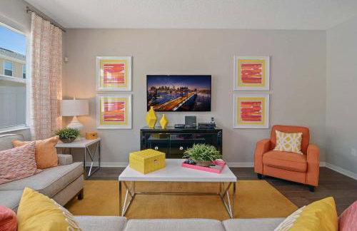 Stunning 4Bd Sleeps9 w Jacuzzi Close to Disney Compass Bay 5113 - Foto 25