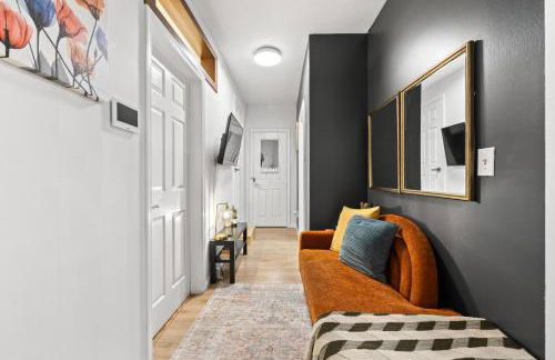 Convenient 2BR - Walking distance to Times Square - Foto 20