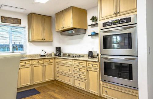 Quaint Cottage in a South Sarasota Neighborhood - Foto 18