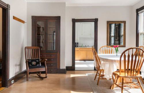 Knock on Wood - Airy Charm in Heart of Downtown - Foto 9