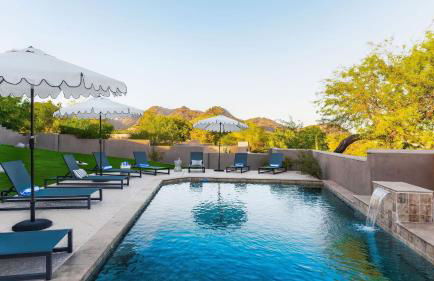 Julep by Avantstay Stylish 9 BR Estate w/ Mid-century Modern Decor - Foto 6