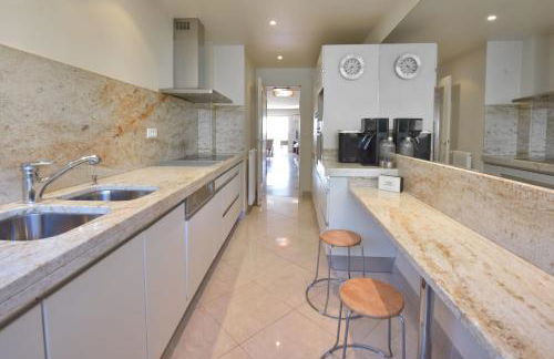 Close to downtown Cannes swimming pool and sea view - Foto 20