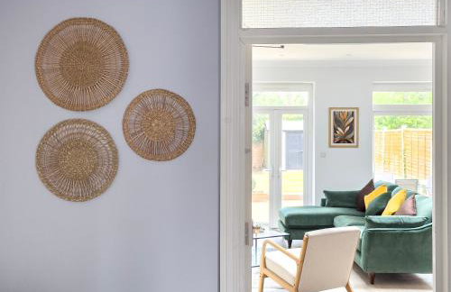 5 Bedroom, 3 Bathroom Modern House with Garden near Hampstead Heath Sleeps 10 - Foto 6