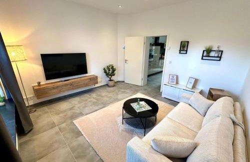 Relax Home Eschweiler Sauna & Gemütlichkeit, WLAN, Netflix, Kingsize Betten, Enspannung - Foto 5