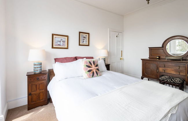 Host Stay Rock End - Photo 32