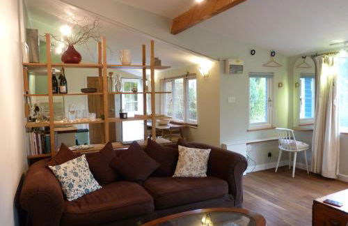 Somerset Lodge, a secret hideaway - Photo 11