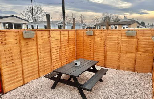 Delta, Bromley 4-Bedroom Located in Uddingston, Glasgow at Maryville Caravan Site - Photo 6