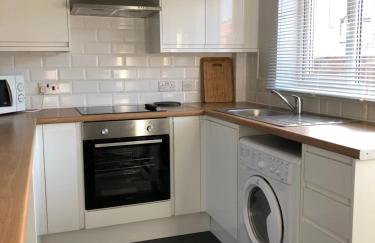 spacious 2 bedroom house - Foto 1