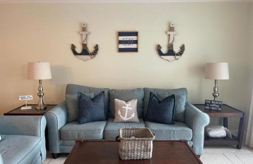 Holiday Surf and Racquet Unit 214 - Foto 12