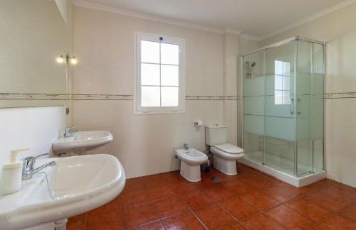 Villa Veneguera + Seaview + Pool + Garden - Foto 44