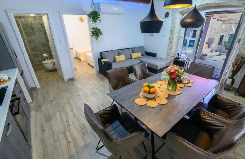 Kameni dvori - Photo 17