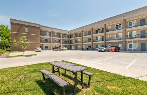 2 Condo Units! Sleeps 26! Free Parking, 5 Min DT - Foto 14