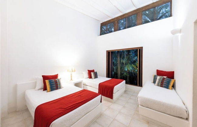 Yeguas V43 by Wynwood House - Photo 1