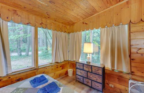 Massachusetts Lake House with Dock - Pets Welcome! - Foto 22