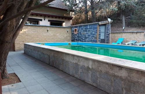 Casa para fiestas 16 personas, barbacoa y terraza - Photo 3