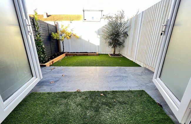 Stunning 1-bed Studio in Greenford - Foto 1