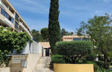 Studio évasion - SPA, Mer et Calanques - Foto 16