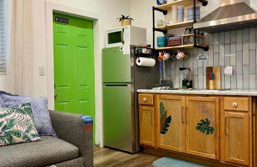 Stunning Little Havana Suites Close to airport, Calle Ocho, Brickell, Wynwood and the Beaches - Free Parking - Foto 14