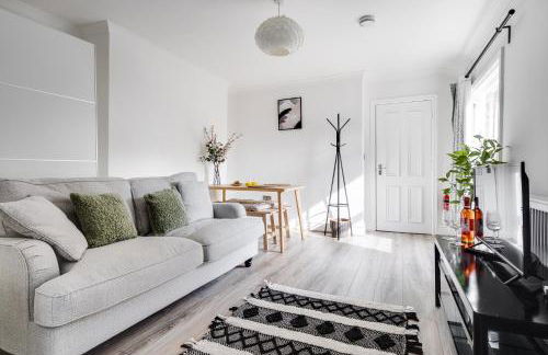 Central L1 Stay, Close to all Attractions, Parking Nearby - Foto 5