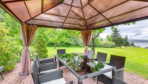 Keuka Lake Cabin with Boat Dock Access and Fire Pit! - Foto 2