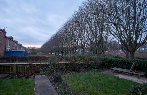 Your Home from Home - River bank - Foto 36