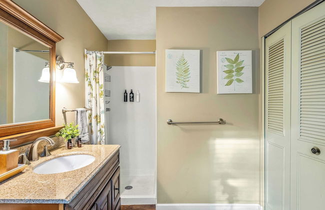 Double Diamond Lodge by Avantstay Group Escape w/ Firepit, Patio, Activities - Foto 25