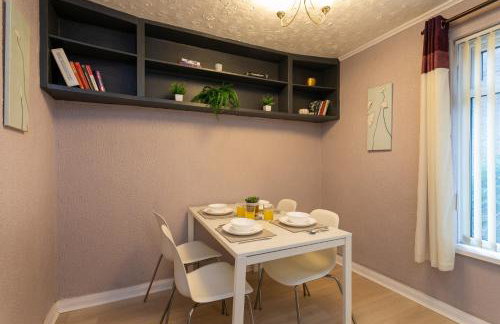 Woodhouse Stays for Contractor and Family Stay, Free Parking, Fast WiFi - Foto 26