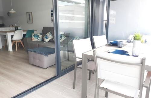 Rooftop pool near the beach and Barcelona - Photo 27