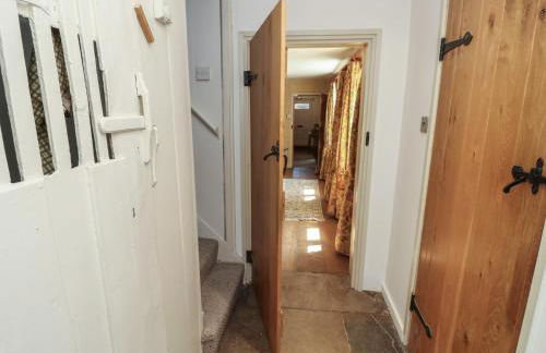 Guildford Farmhouse - Photo 19