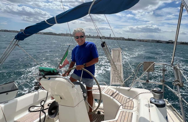 Paseo en velero por la costa de Bari con aperitivo - Foto 7