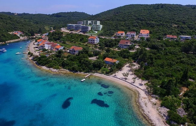 White Cloud Apartments - Photo 52