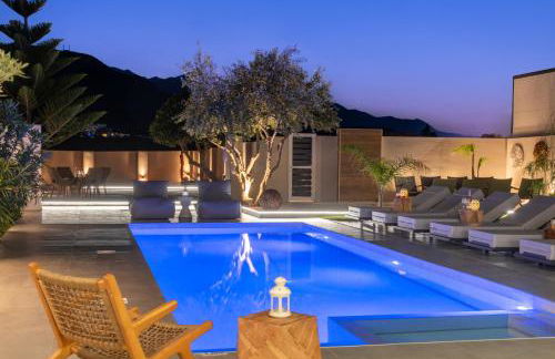 Hypnosis Beachside Villa with Private Heated Pool - Photo 19