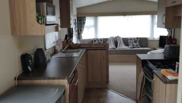 Lovely Static 6 Bed Caravan at Billing Aquadrome - Foto 4