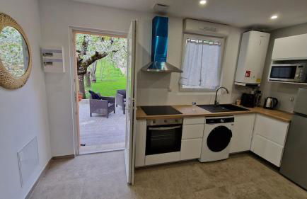 Beautiful 38 m2 independent 2-room apartment - Foto 2