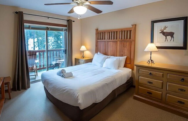 Snow Creek Lodge by Fernie Lodging Co - Photo 13